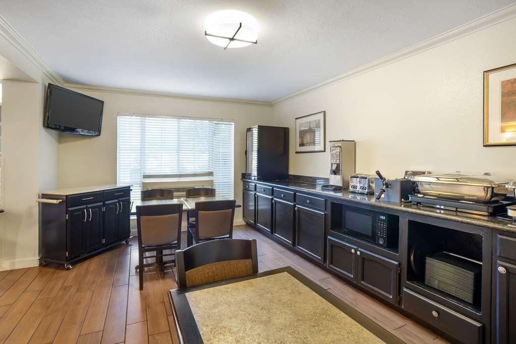 Best Western Clovis Cole Ресторант снимка